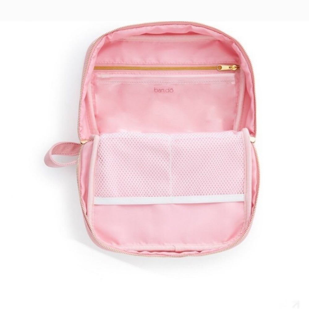 GETAWAY TOILETRIES BAG - AVAILABLE FOR WEEKENDS Pink - Picture 3 of 6